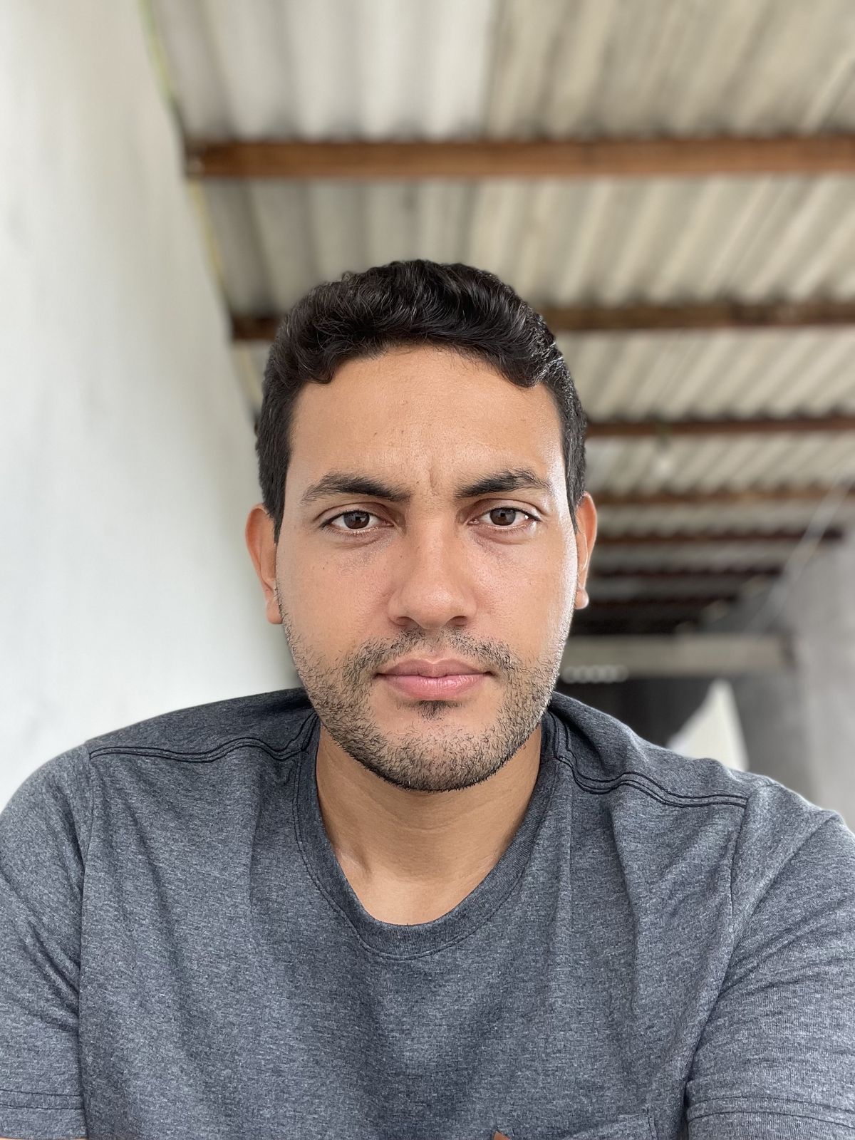<em>Mauricio L.</em>